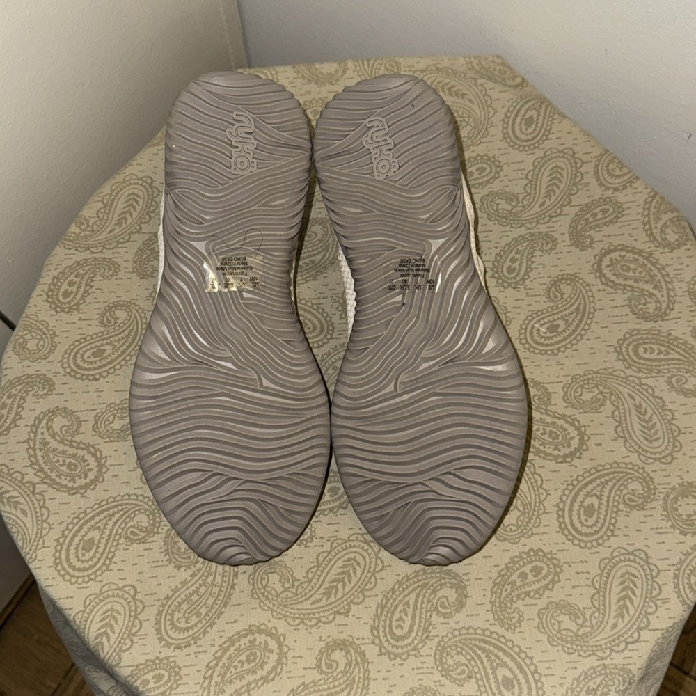 Ryka Trail Knit Slip-Ons - Echo Ease Cool Tones
White 10 Wide - Picture 6 of 12